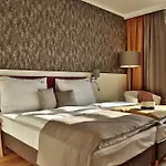 Hubertus Hof 4* Balatonfenyves