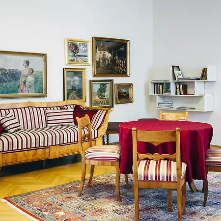Hubertus Hof Балатонфеньвеш